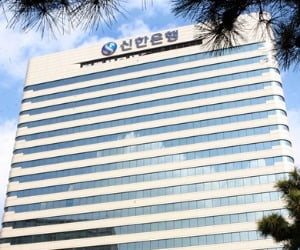 신한은행 '쏠' 앱에 '관공서 증명서 저장했다가 사용' 기능