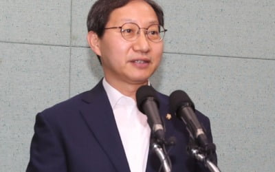 김성주 "미응시 의대생들 구제 어려워…행동에 책임져야"