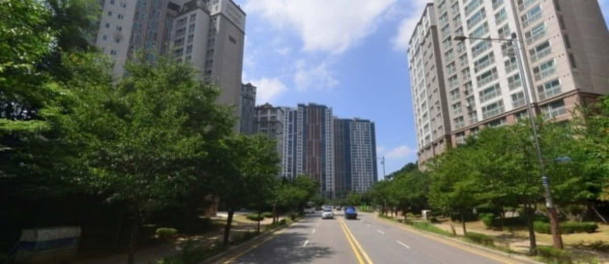 규제 피한 김포시, 12억 최고가 아파트 나왔다 | 한국경제