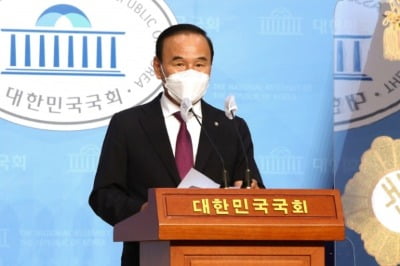 박덕흠 전격 탈당…"날 '추미애 사태' 탈출 희생양으로 삼지 말라" [종합]