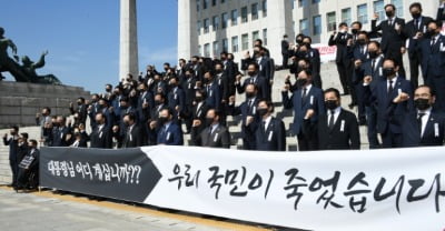 정진석 "유시민 '계몽군주' 운운하며 낄낄…구토 나올 뻔"