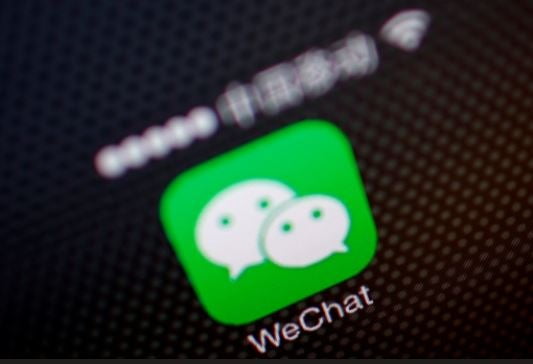 미국 내에서 중국 메신저 위챗 다운로드와 이용이 금지된다. 사진=로이터