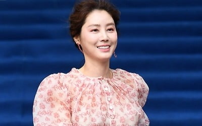 54세 김성령, 54kg의 인어공주…프리다이빙 수트도 '착붙'