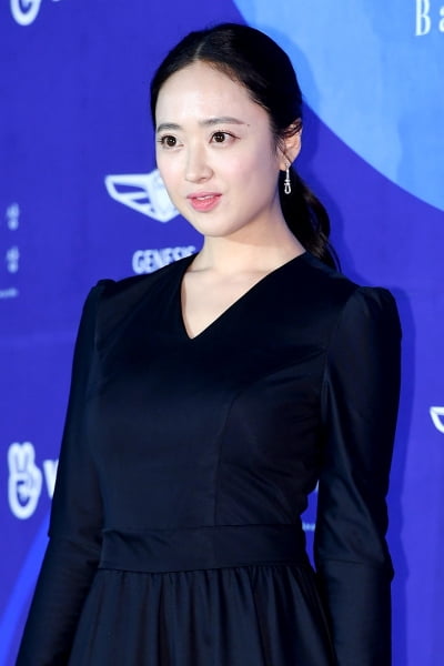 김민정 '장수모델' 계보 잇나…화장품 브랜드 4년째 계약