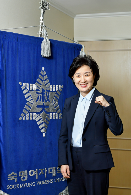 장윤금 숙명여대 총장, “온라인과 오프라인 병행 교육 확대…차별화된 콘텐츠가 대학의 경쟁력 될 것&#34;