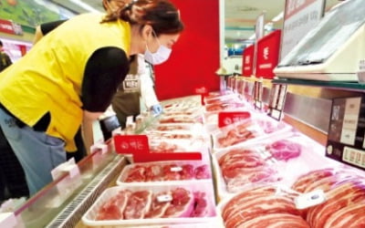 독일산 돼지고기 수입 전면 중단…삼겹살 가격 오르나