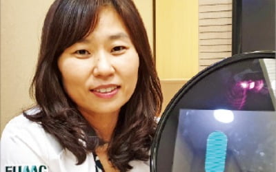 김건하 이대목동병원 신경과 교수 "거리두기로 치매 악화…로봇치료가 도움 되죠"