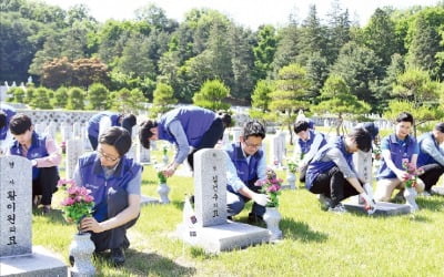 효성, 5년째 '책 읽는 병영 만들기' 캠페인