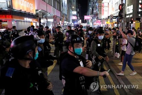 '12세 소녀까지' 홍콩 시위서 289명 체포…중 "홍콩 경찰 지지"(종합)