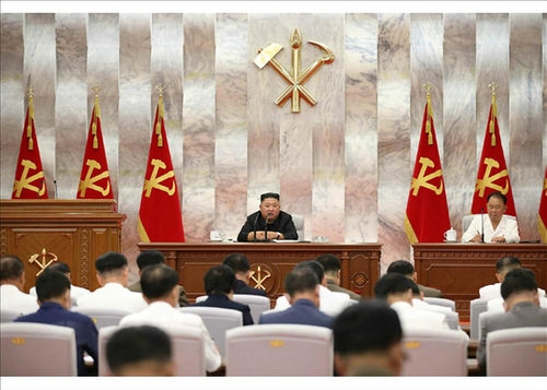 북한, 태풍 피해에 경제계획 또 재검토…중앙군사위 확대회의