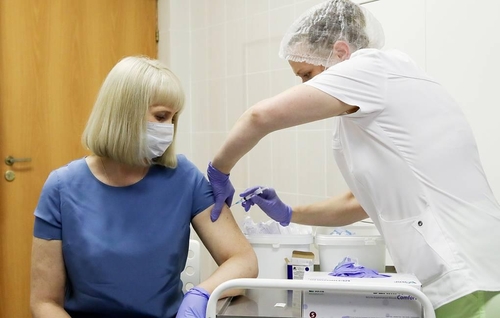 "러시아, 자체 개발 코로나19 세번째 백신 임상시험 시작"