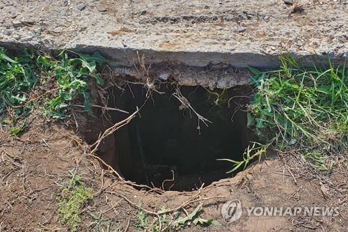 러 교도소 강력범 집단 탈옥에 '발칵'…"50ｍ 넘는 땅굴 발견"