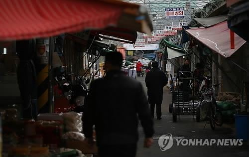 "이래도 대형마트 규제?"…문 닫으면 주변 상권 다 죽는다