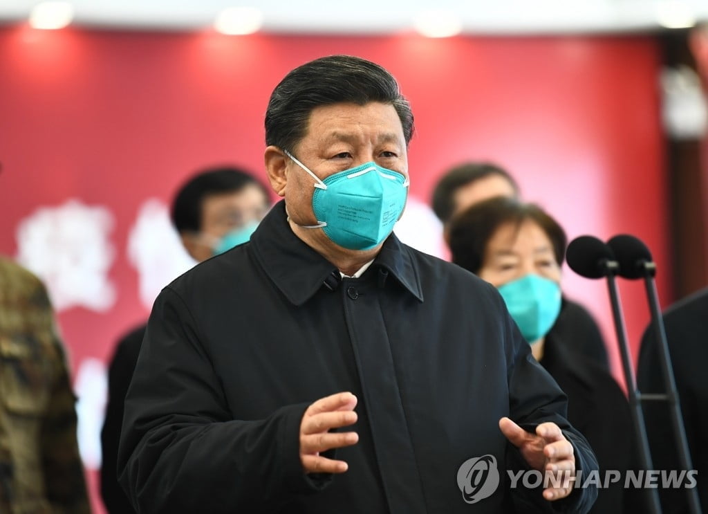중국 코로나 종식 단계…유공자 표창, 시진핑 위험 대처법 출간