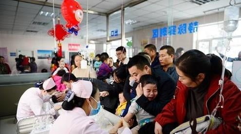 중국 코로나19 재유행 경고…"독감 백신 빨리 맞아라"