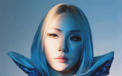 CL 'POST UP' MV, 미국 뉴욕-서울 중심에 화려하게 장식