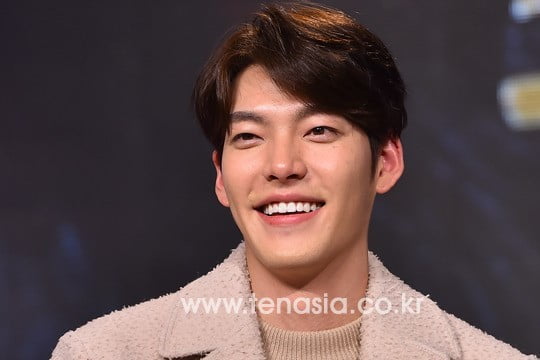 [B컷 방출] 김우빈, 무한반복하고 싶은 비주얼