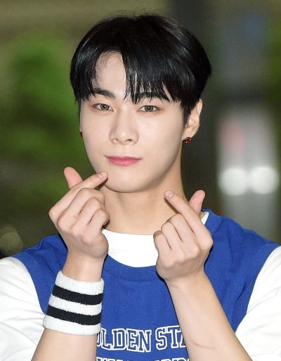 [TEN 포토] 아스트로 문빈 '달달한 비주얼'