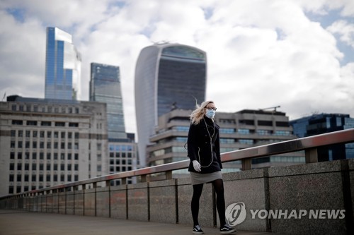 레드존 확대하고 집단자가격리…유럽, 코로나 재확산에 비상