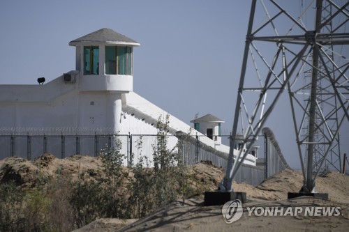 미 하원, 신장위구르 제품 금수법안 가결…중 "내정간섭" 반발(종합)