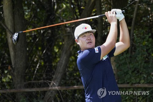 '178억원 보인다'…임성재, PGA 투어챔피언십 2R 2위(종합)