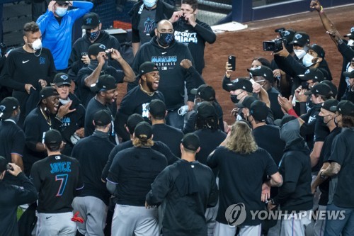 MLB 마이애미, 코로나19 집단 감염 극복하고 17년 만에 PS 진출(종합)