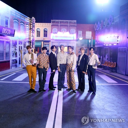 방탄소년단, 미국 NPR '타이니 데스크 콘서트' 오늘 출연