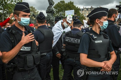 프랑스 상원 "한국방역 공유해달라" 청문회에 주불한국대사 초청