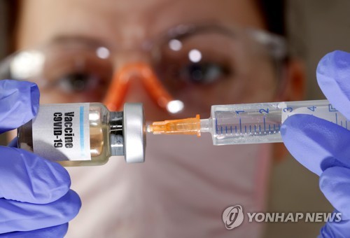 WHO, 코로나19 백신 '패스트트랙' 승인에 "매우 신중해야" 경고