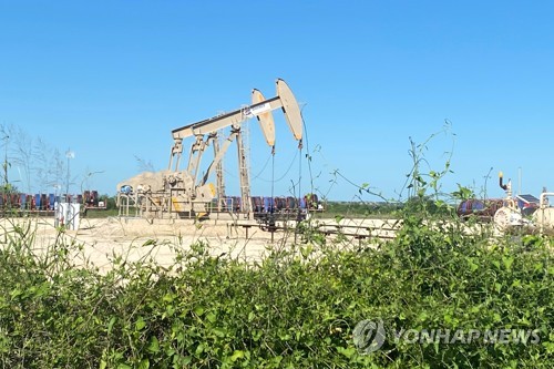 국제유가, 최근 한달간 최저…WTI 2.9%↓