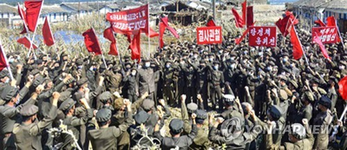 북한, 홍수·태풍 피해 복구에 '속도전'…시한 한달 앞으로