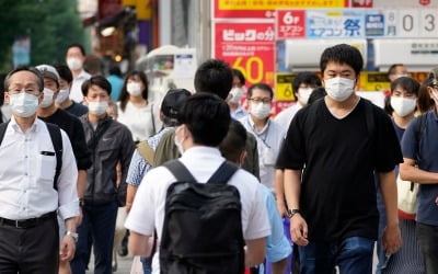 일본, 전국민 코로나백신 무료 접종 추진