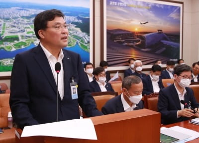 [속보] 구본환 인천공항 사장 "국토부가 자진사퇴 요구"