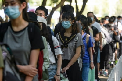 "우한 연구소서 코로나 나왔다"…홍콩 면역학자 폭로