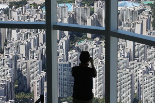 서울 한강 이북의 3.3㎡당 아파트 평균 매매가가 3000만원을 돌파했다는 조사가 나왔다. 사진=연합뉴스