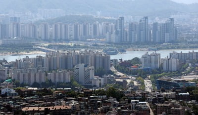 세금 오르기 전 '막차'…서울 아파트 증여 비중 '역대 최고'