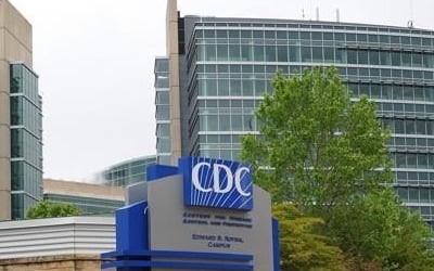미 대선 전에 백신접종?…CDC, 주정부에 "10월말 준비하라" 논란