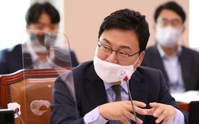 '이스타 대량해고' 논란 이상직 곧 회견…탈당할 듯