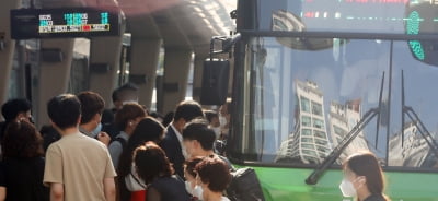 '턱스크' 상태로 시내버스 타고 사흘 뒤 코로나19 확진