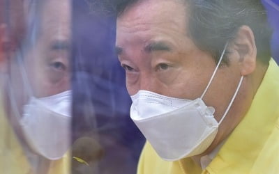 윤영찬, 이낙연 경고에 "제 잘못"…'들어오라하셍' 패러디 봇물