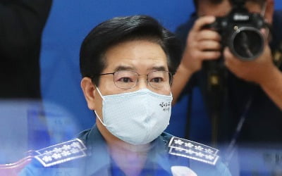 경찰 "개천절 차량시위 운전자 현행범 체포…면허 정지·취소할 것"