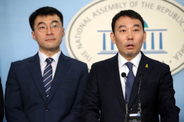 김남국·김용민 더불어민주당 의원(왼쪽부터) /사진=연합뉴스