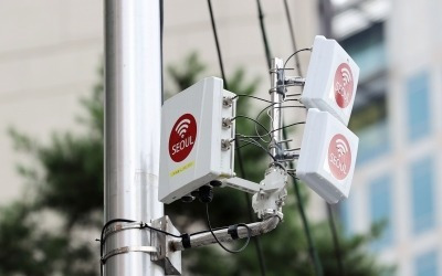 '무료 와이파이' 밀어붙이는 서울시…"위법" 내세운 과기부와 정면 충돌
