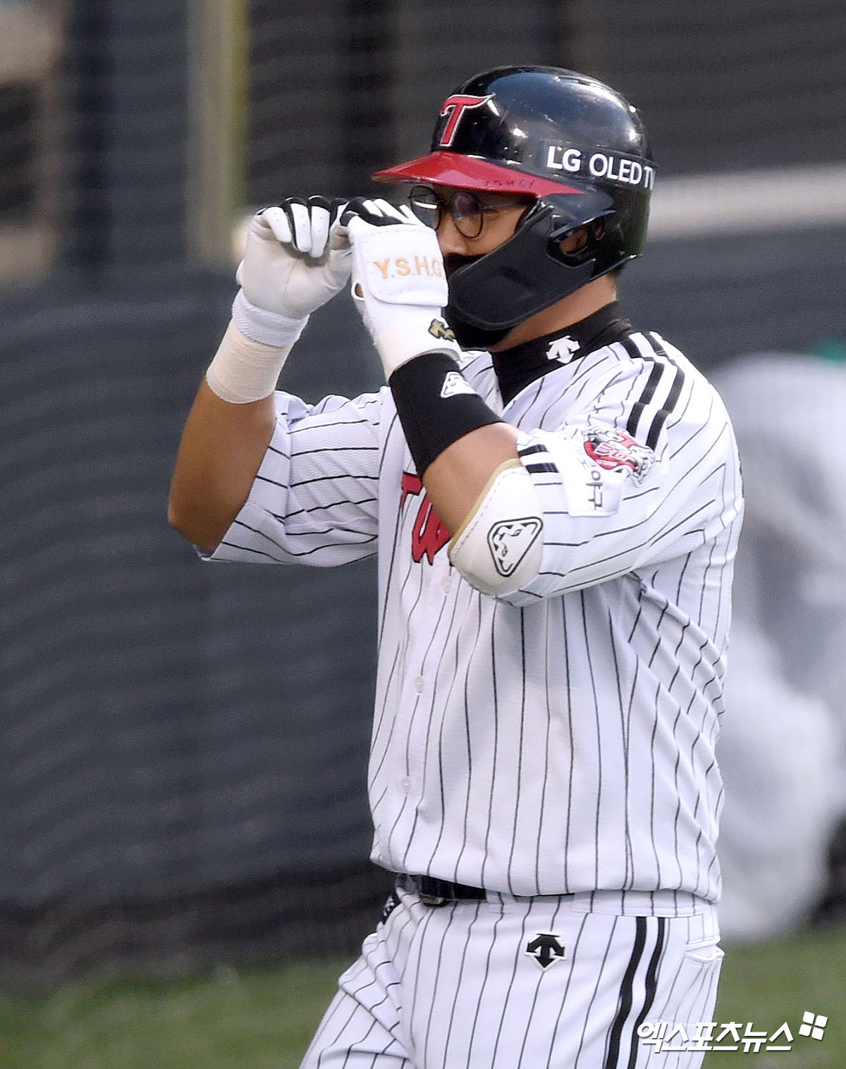 Bang bang!  Chae Eun-sung, who led LG to second place, a home run for 3 consecutive bats [엑's 스토리]