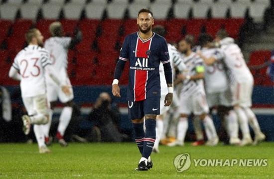 PSG, UCL 홈 경기 4패 중 2패가 &#39;천적&#39; 맨유