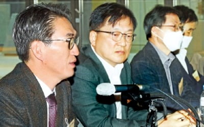 "5G는 신산업과 융합이 핵심…모범사례 만들어야"