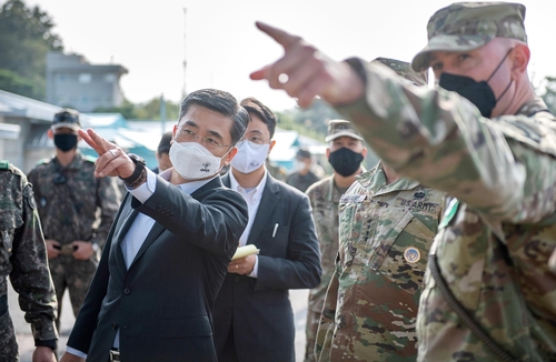 서욱, 견학 재개 앞둔 판문점 JSA 방문…군사합의 이행 강조