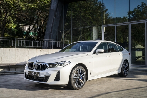 한국서 처음 공개한 BMW 뉴 5시리즈 국내 출시…6천360만원부터