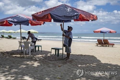 발리 코로나 격리 호텔에 귀신?…종교인 불러 정화의식