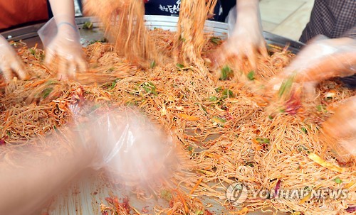 춘천막국수닭갈비축제 16일 개막…홈쇼핑 형식 유튜브 시도